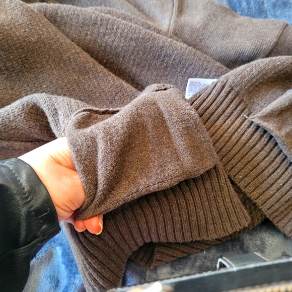 Women Cardigan swetar - Picture 8 of 9